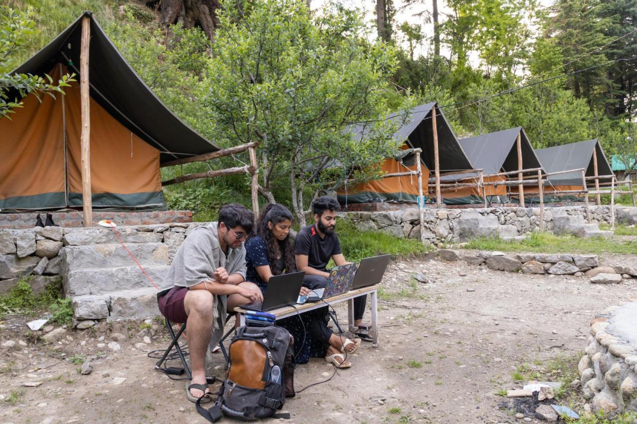 Himtrek Riverside Camps & Hostel Manali Esterno foto