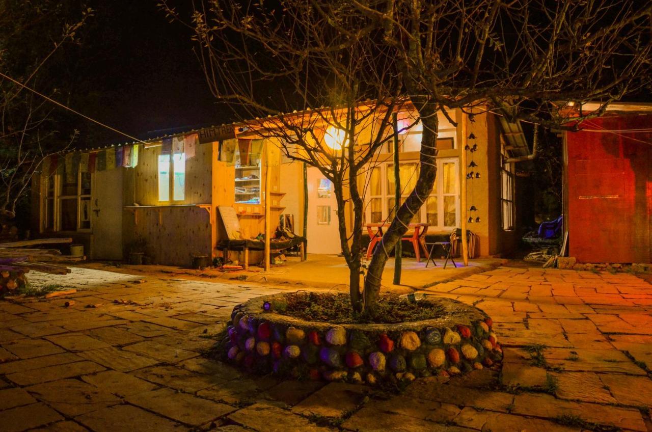 Himtrek Riverside Camps & Hostel Manali Esterno foto
