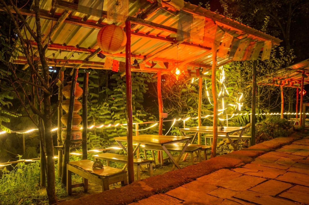 Himtrek Riverside Camps & Hostel Manali Esterno foto