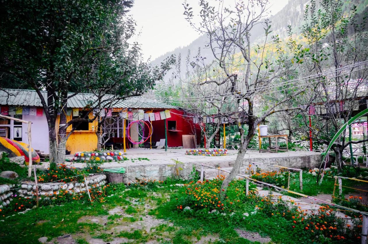 Himtrek Riverside Camps & Hostel Manali Esterno foto
