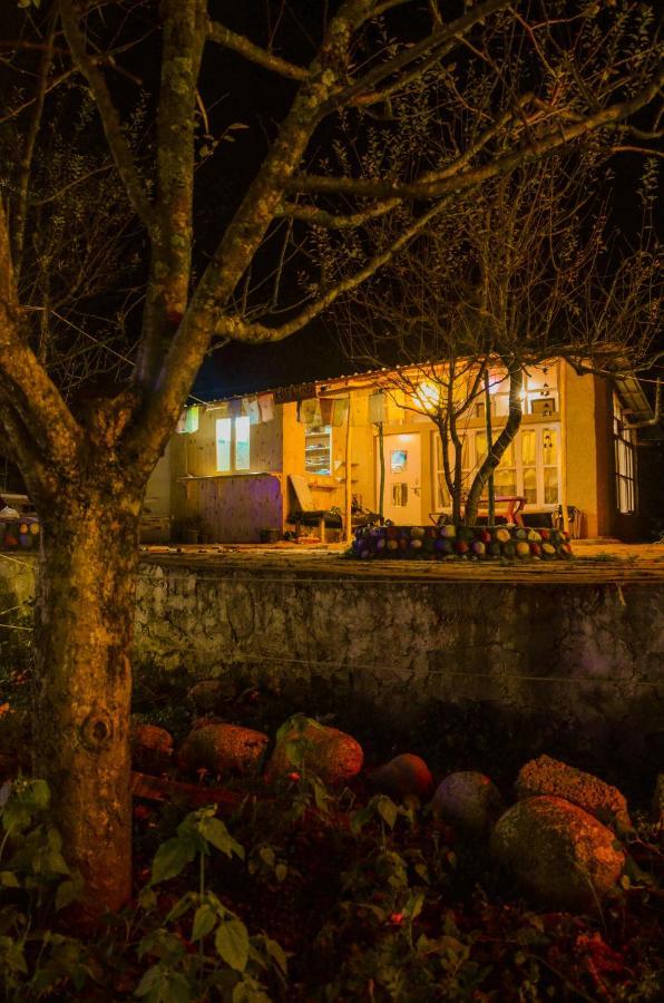 Himtrek Riverside Camps & Hostel Manali Esterno foto