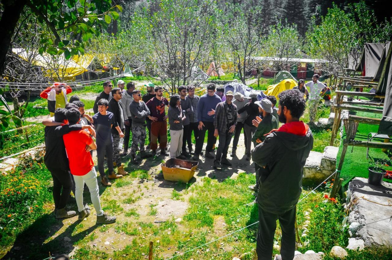 Himtrek Riverside Camps & Hostel Manali Esterno foto