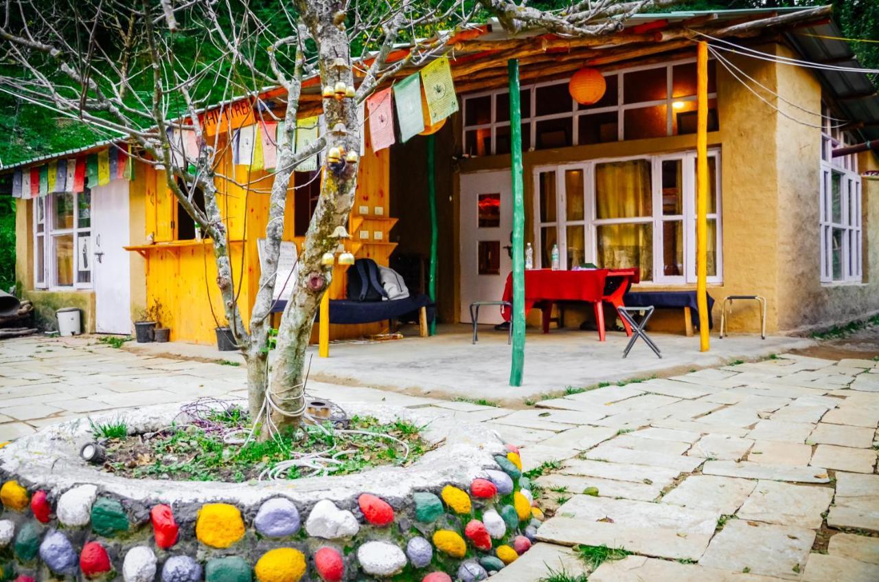 Himtrek Riverside Camps & Hostel Manali Esterno foto