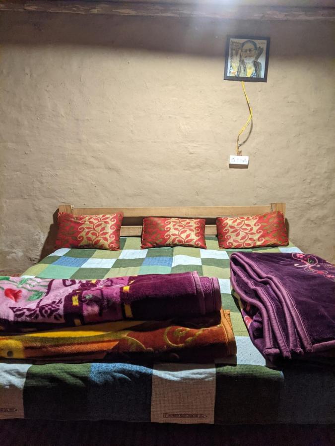 Himtrek Riverside Camps & Hostel Manali Esterno foto