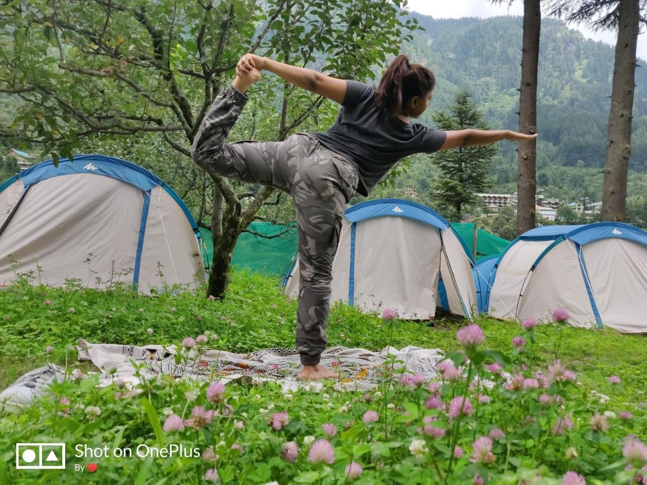 Himtrek Riverside Camps & Hostel Manali Esterno foto